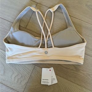Lululemon Free to be bra butter yellow color size 6 NWOT